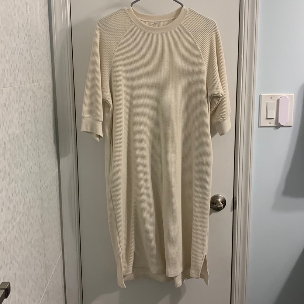 Uniqlo girls waffle dress
